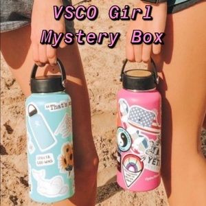 Medium VSCO girl mystery box🤩